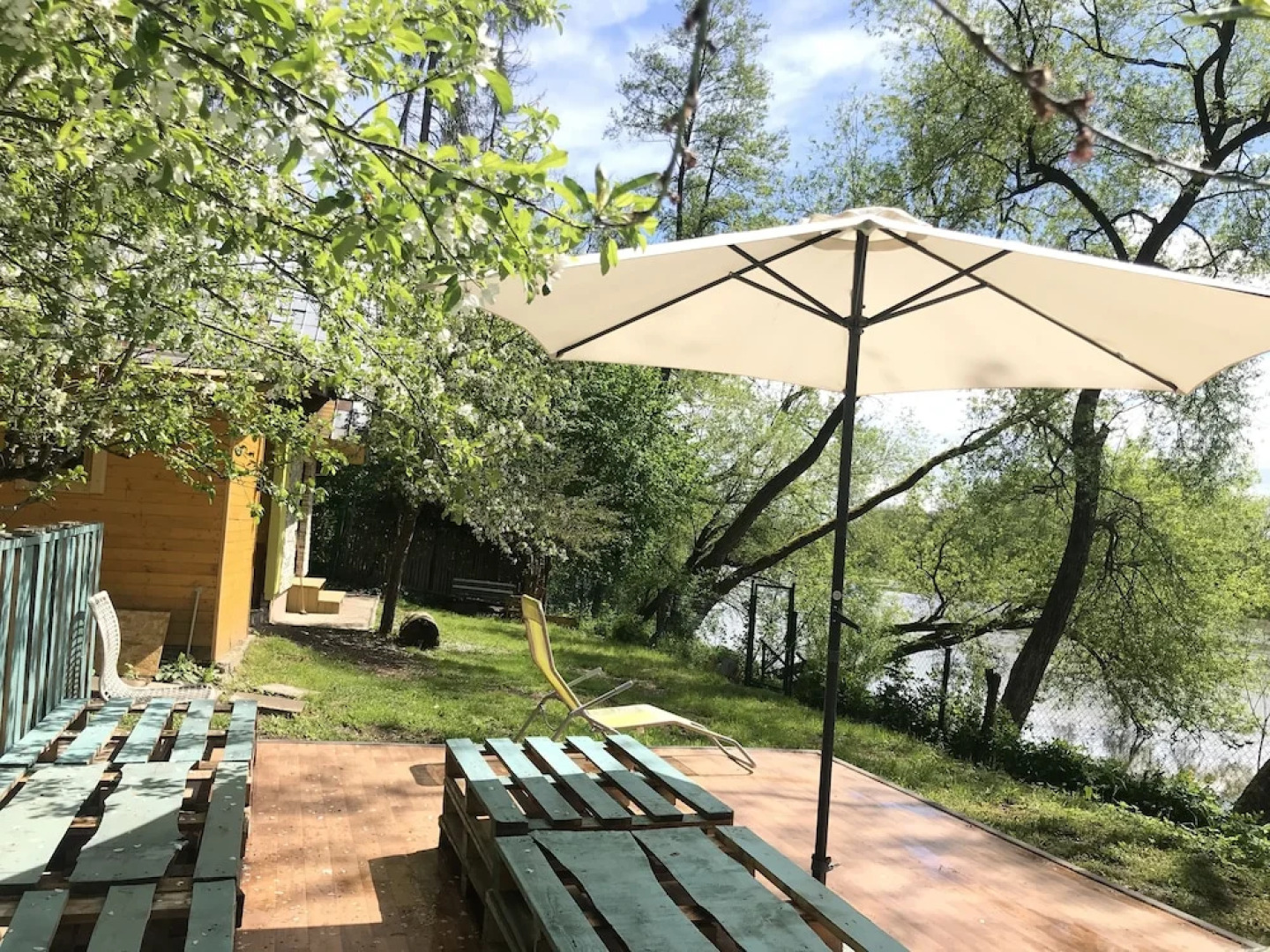 Sazava River Cottage With Boating Experience