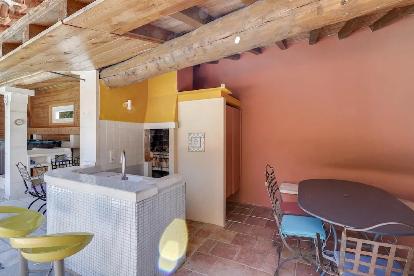 House With 3 Bedrooms in Oppède, With Wonderful Mountain View, Private