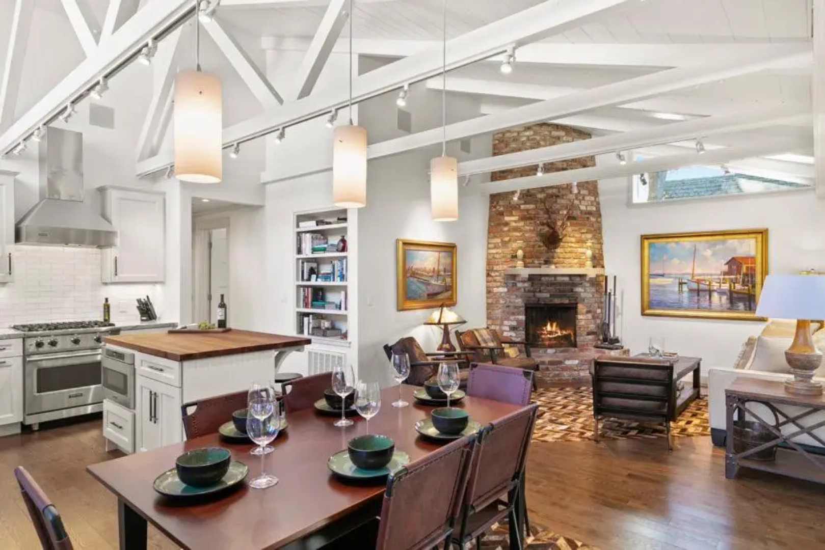 Beautiful Remodeled Home 30 night min