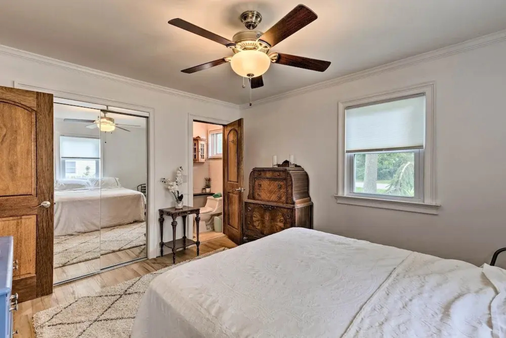 Hamptons Bay Home on Shinnecock Bay w/ Yard!