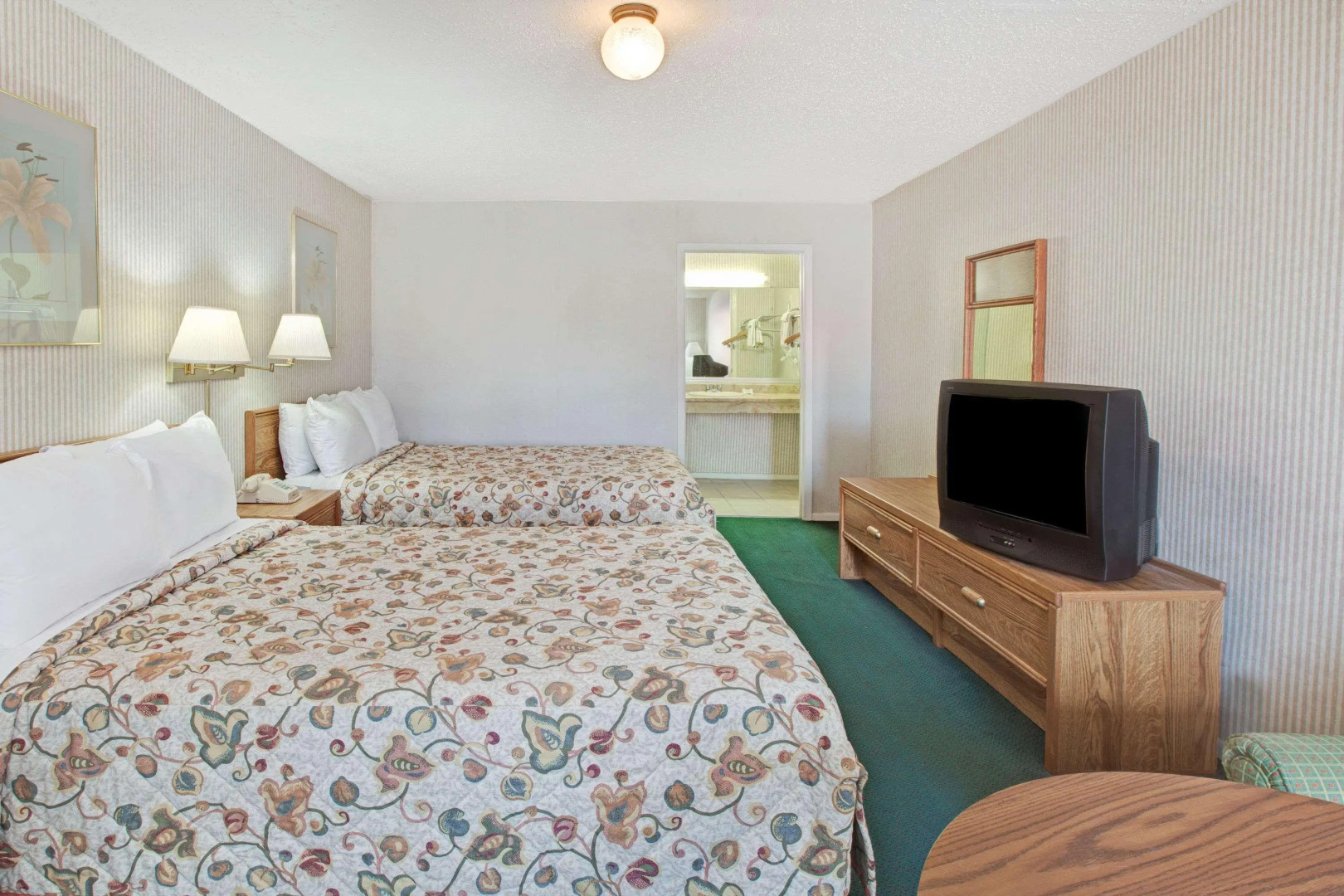 Knights Inn South Houston