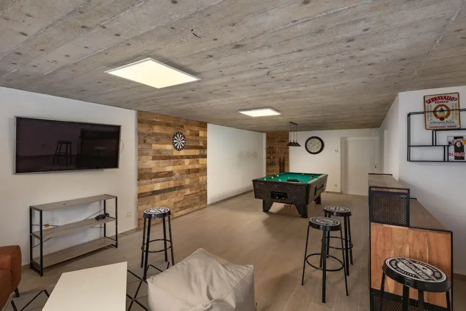 Luxury Villa Dana Indoor Pool and Sauna