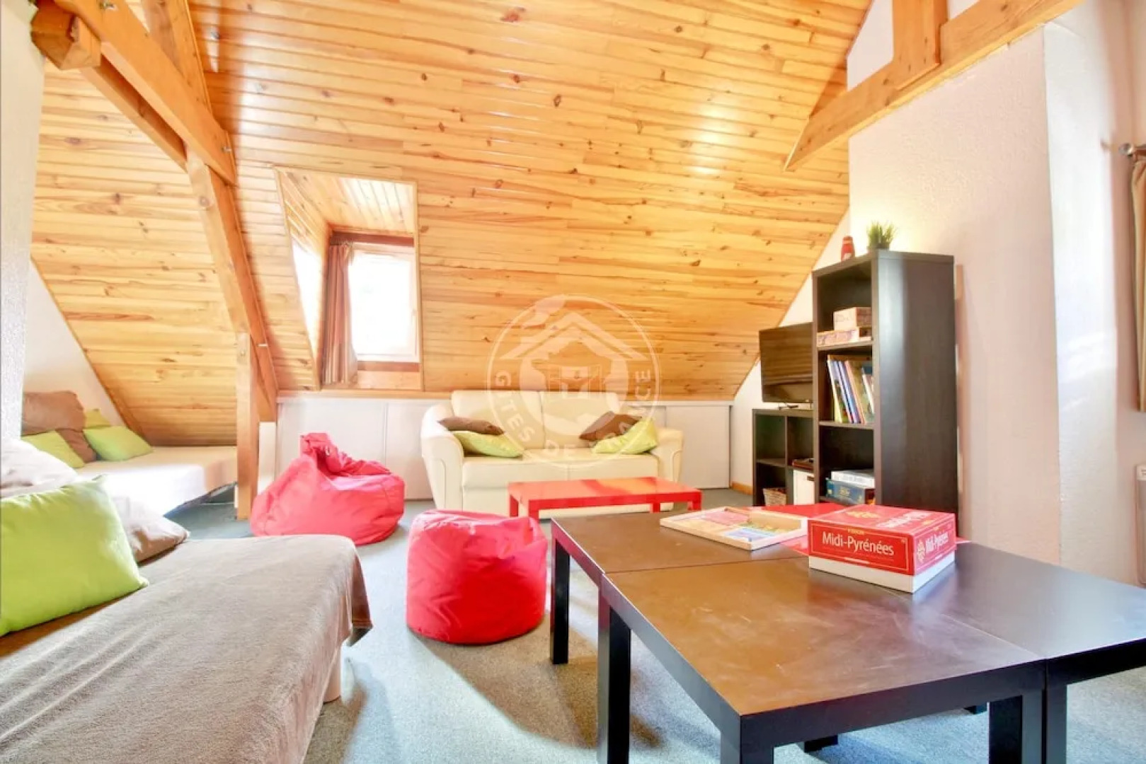 House With 4 Bedrooms in Campan, With Wonderful Mountain View, Enclose