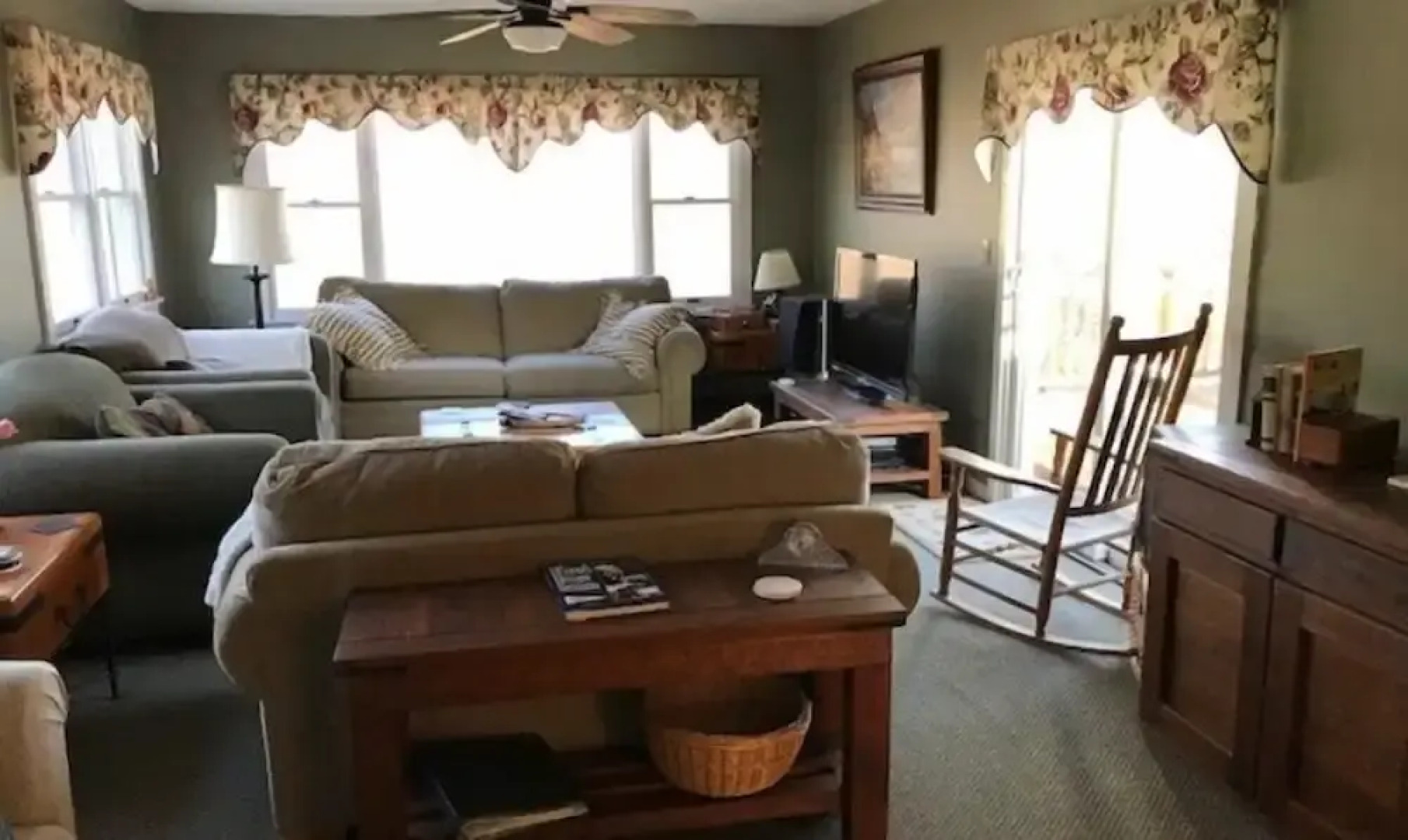 Twine Hill 4 Bedroom Private Hot Tub Home