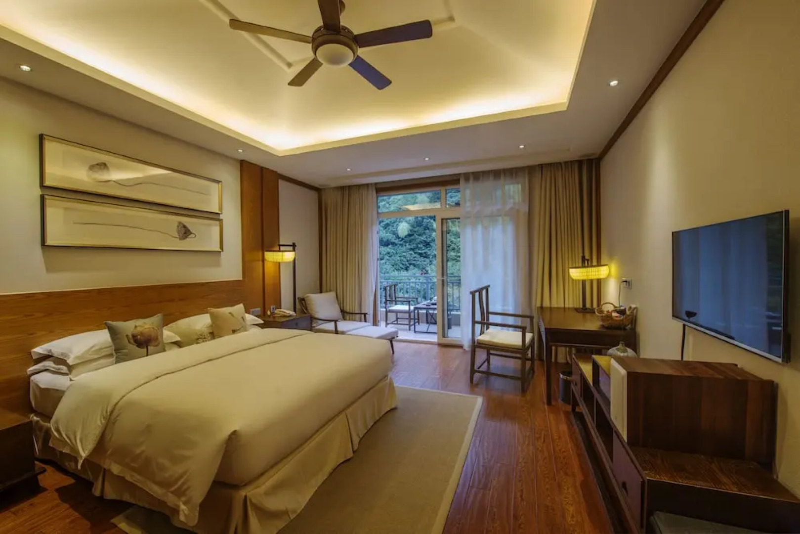 Jiuxi Cloud Valley Hotel