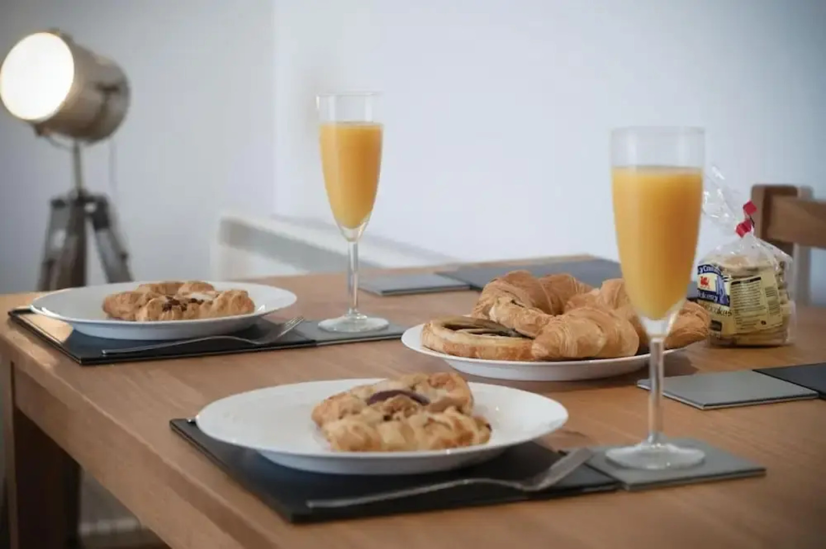 Beach View - 2 Bedroom Apartment - Llanelli