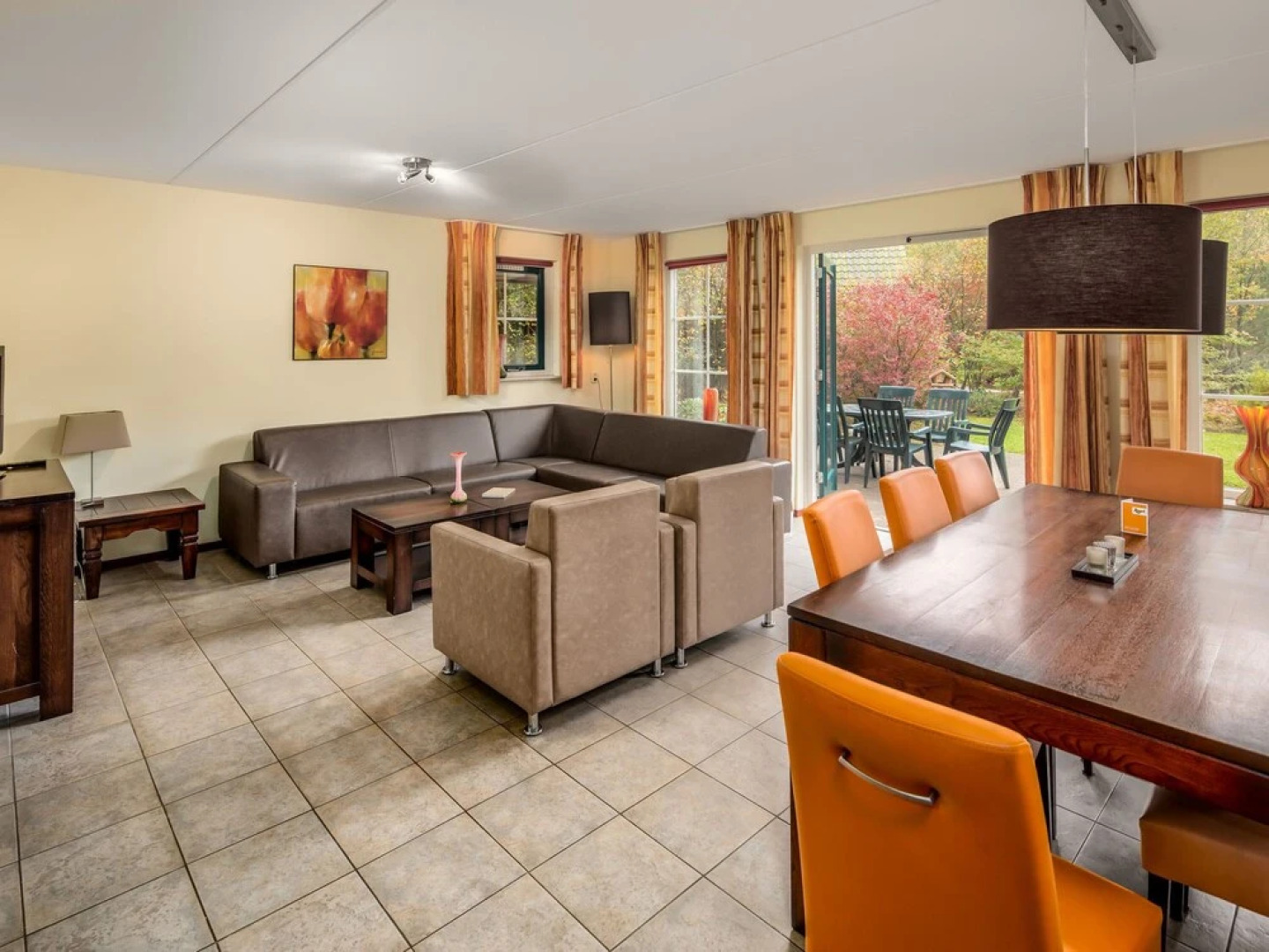 Detached holiday home with dishwasher, in a nature reserve