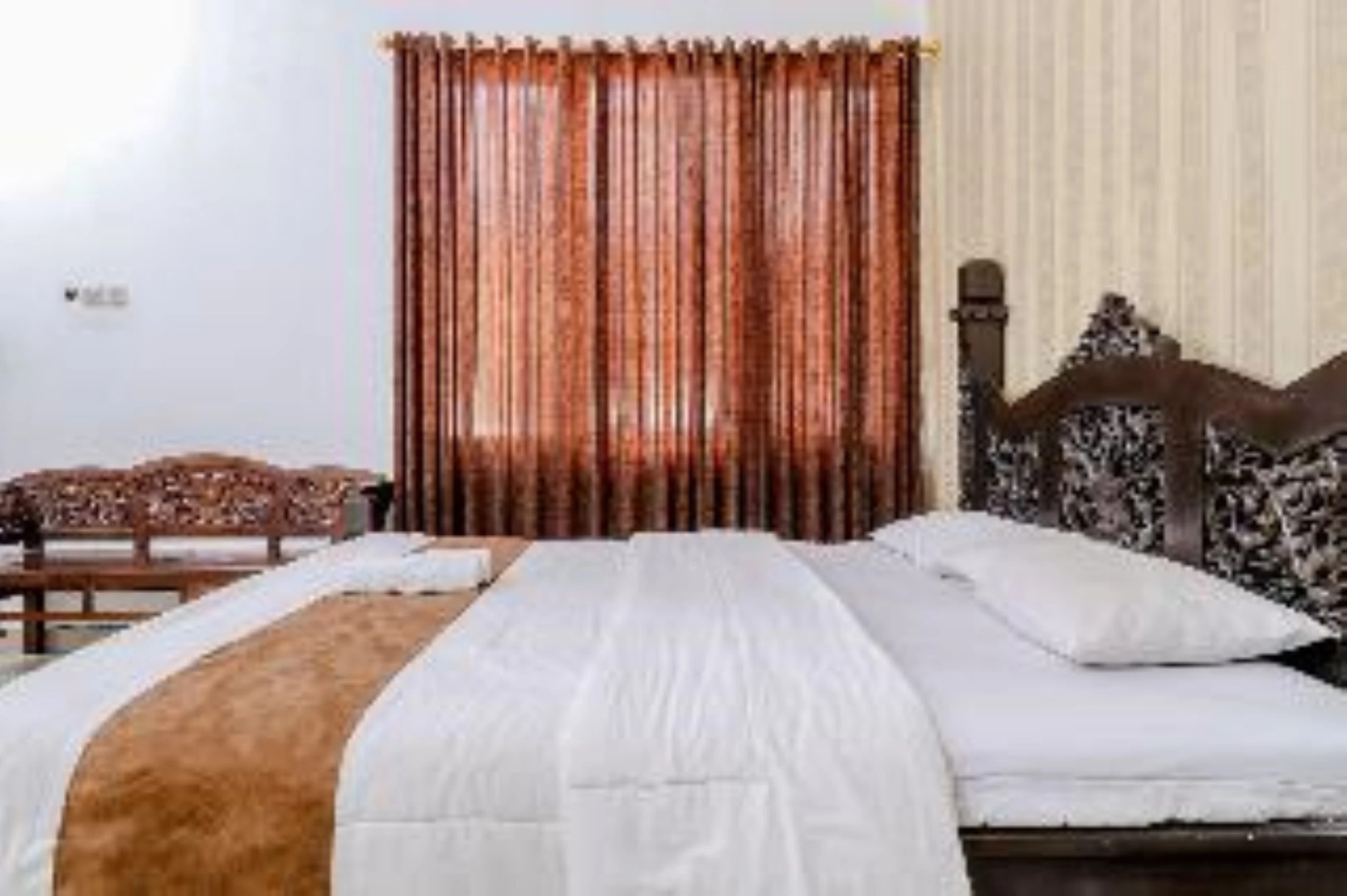 Griya Limasan Hotel by ZUZU