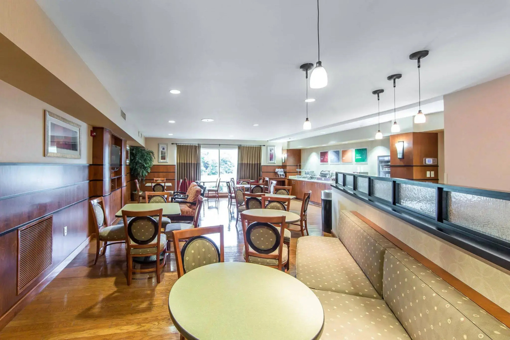 Comfort Suites Knoxville North