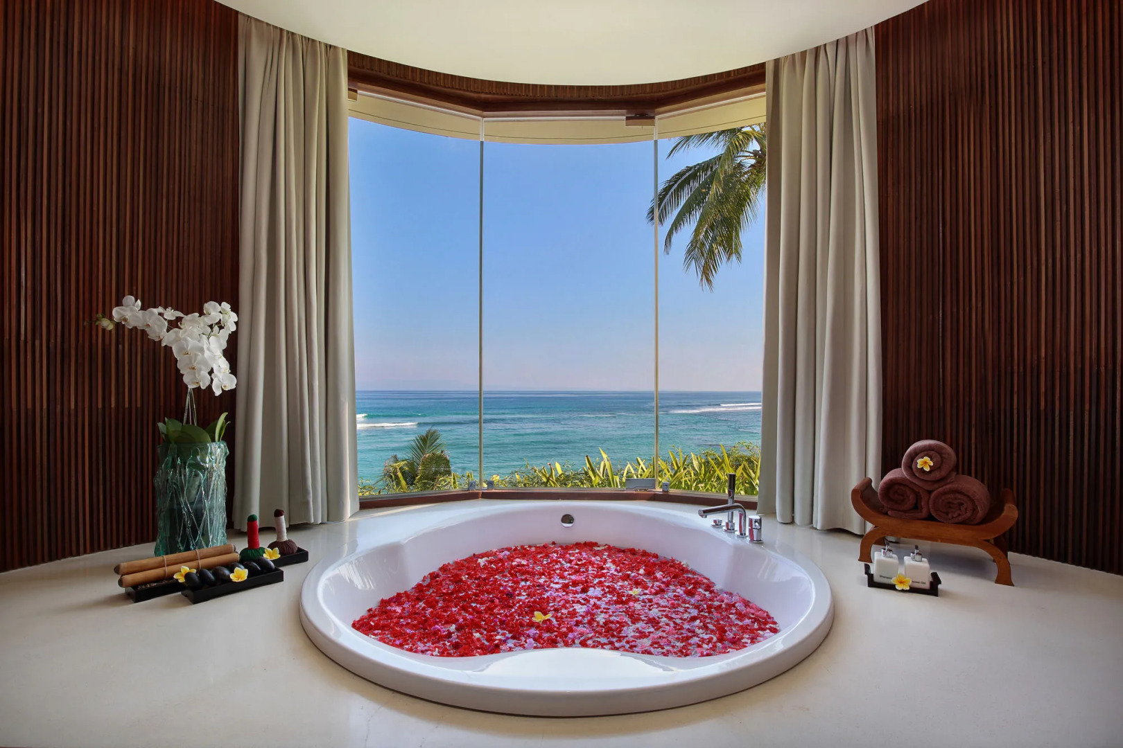 Candi Beach Resort And Spa