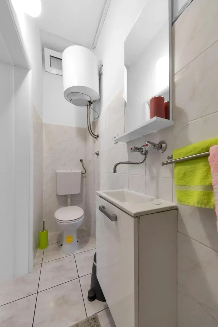 Apartments & Rooms Safić