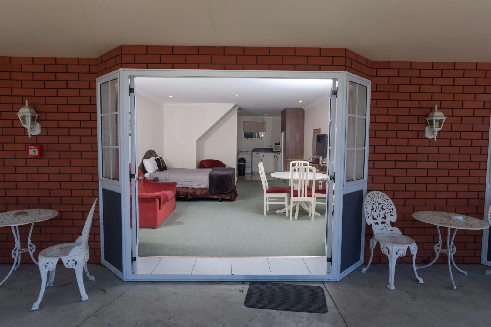 Admirals Motor Lodge