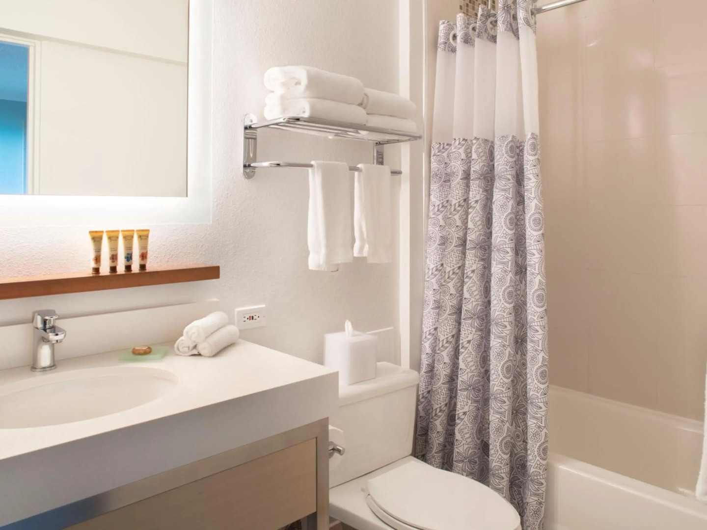 Queen Kapiolani Hotel