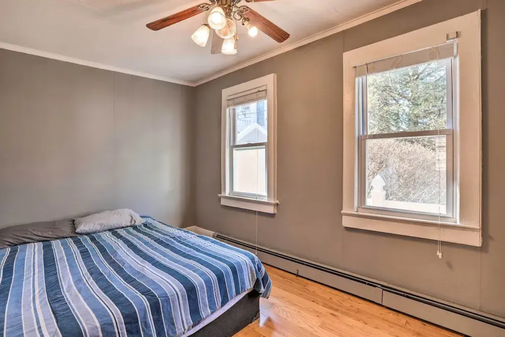 Pet-friendly Belmar Cottage < 1 Mi to Beach!