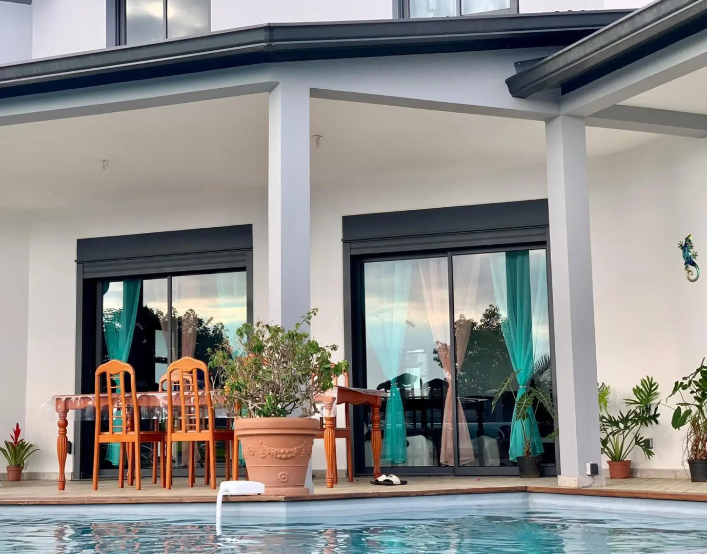 la villa TIKALIKATA
