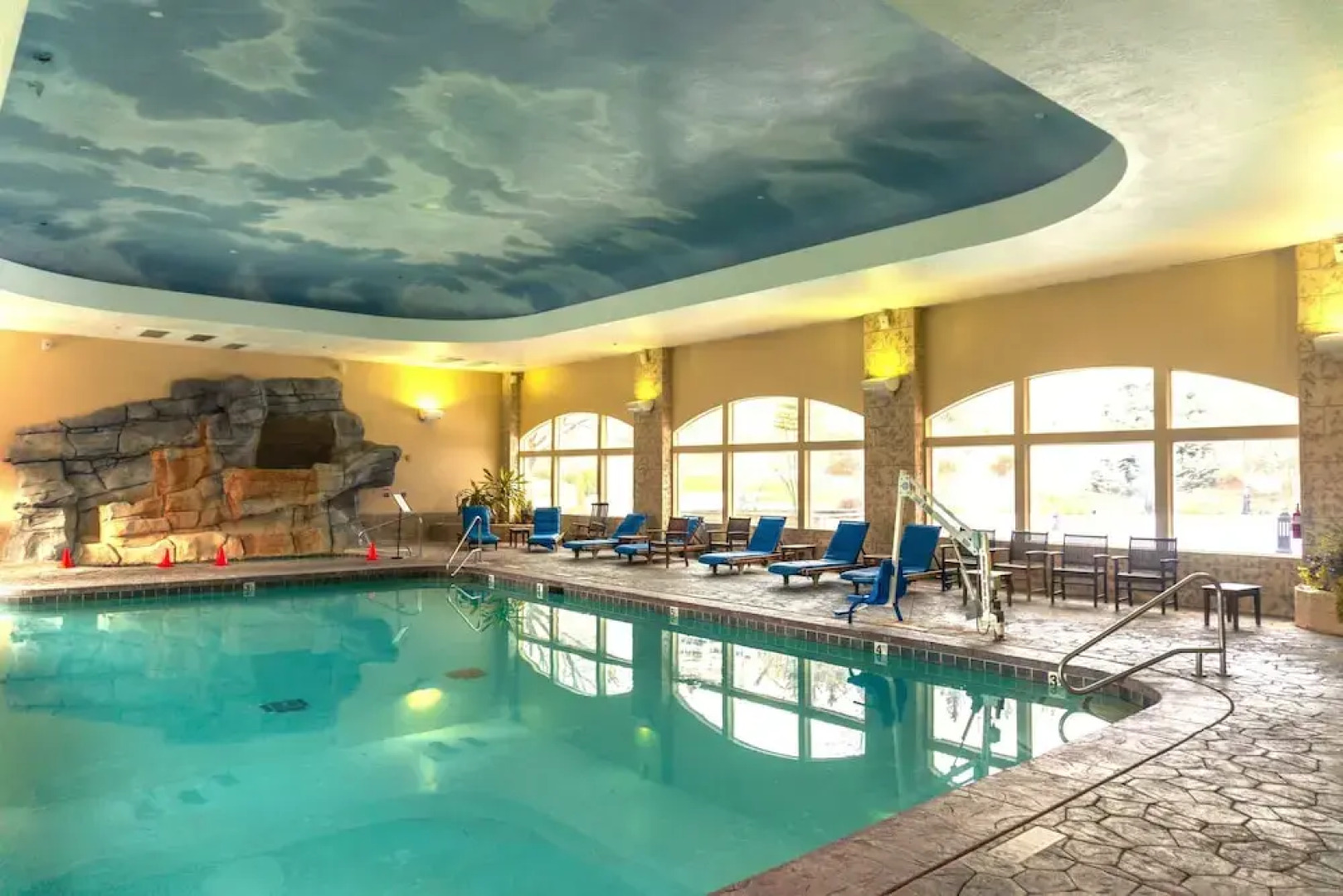 Villa 2057 2 Bed 2 Bath Full Kitchen 2 Bedroom Villa