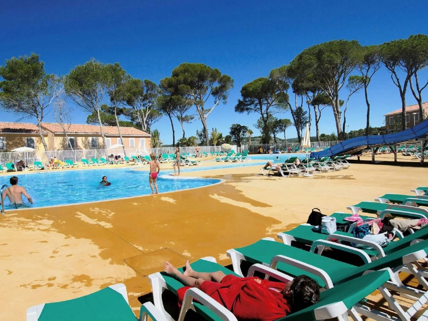 Well-kept holiday home between Nimes and Montpellier