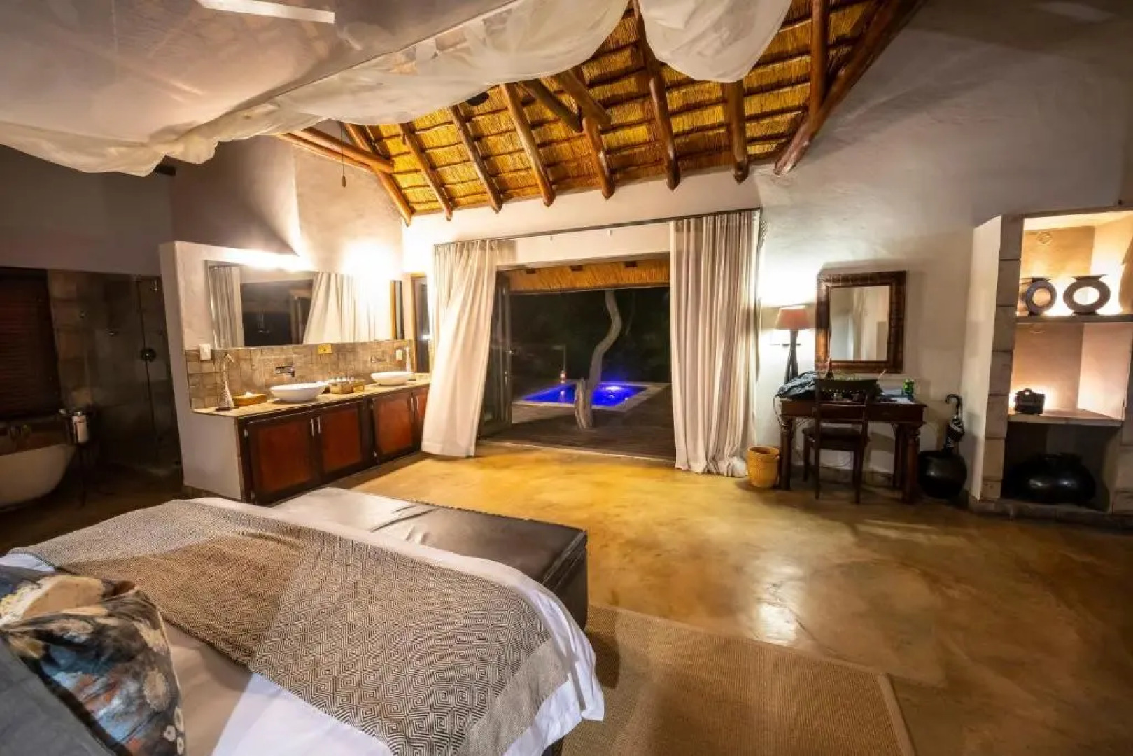 Elephant Plains Game Lodge