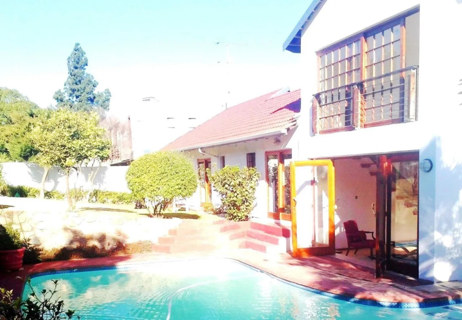 Mizizi House of Sandton Bed & Breakfast