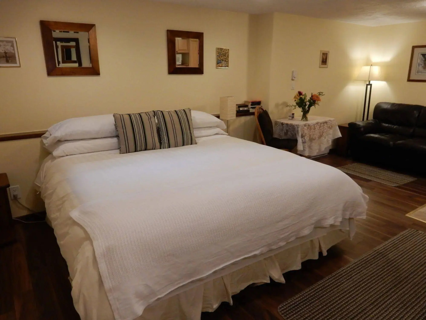 Belle Neige Suites- Whistler