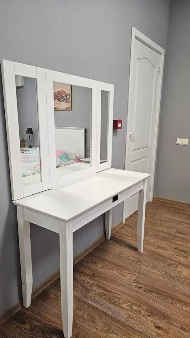 Smakhouse Studio Description