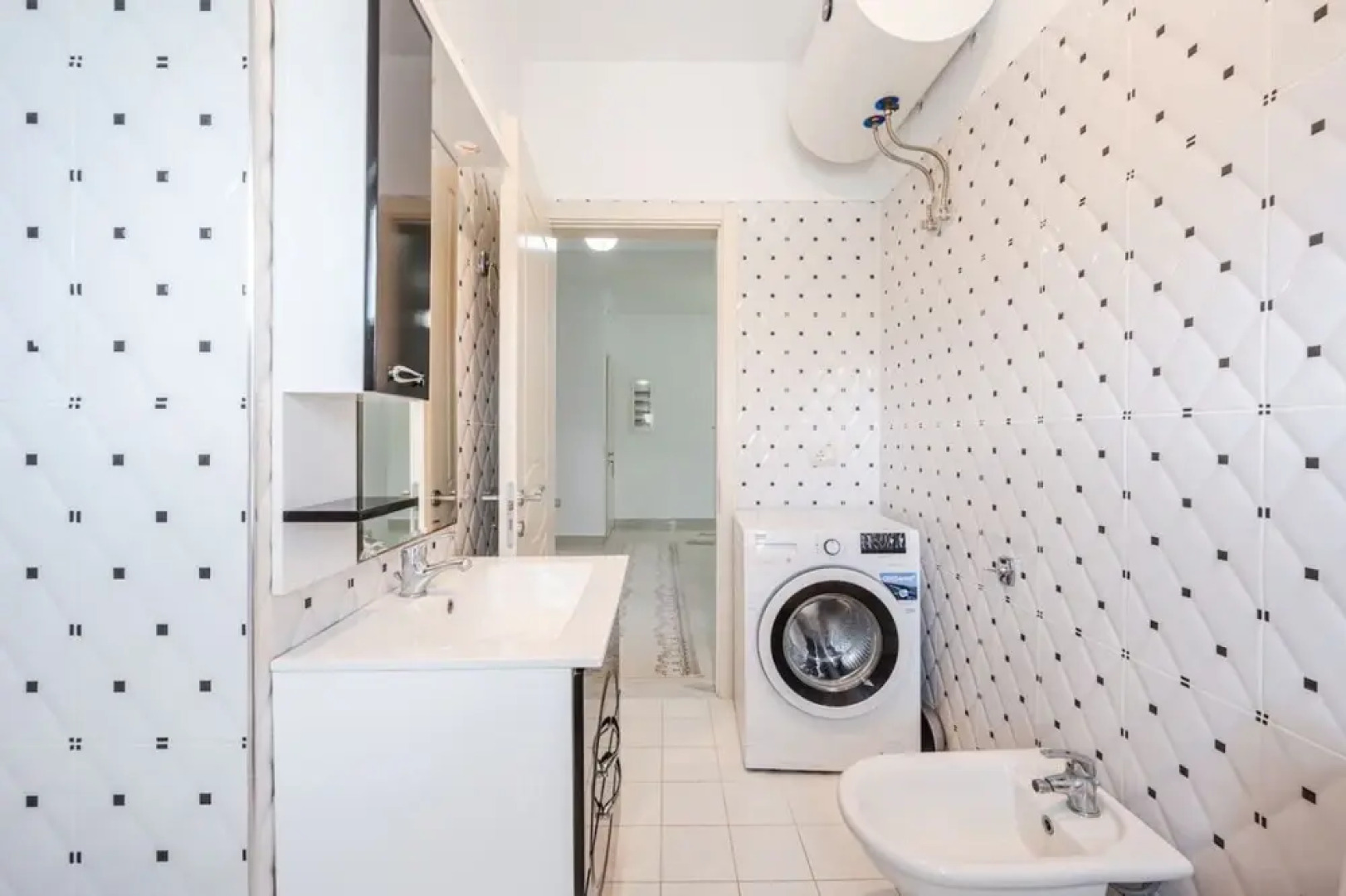 Hometown Apartment in Gjirokaster