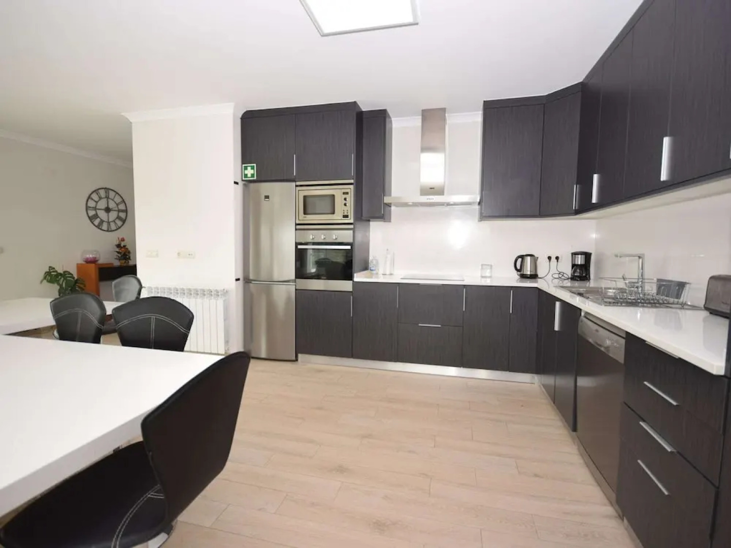 Gorgeous Villa in Salir do Porto With Private Swimming Pool