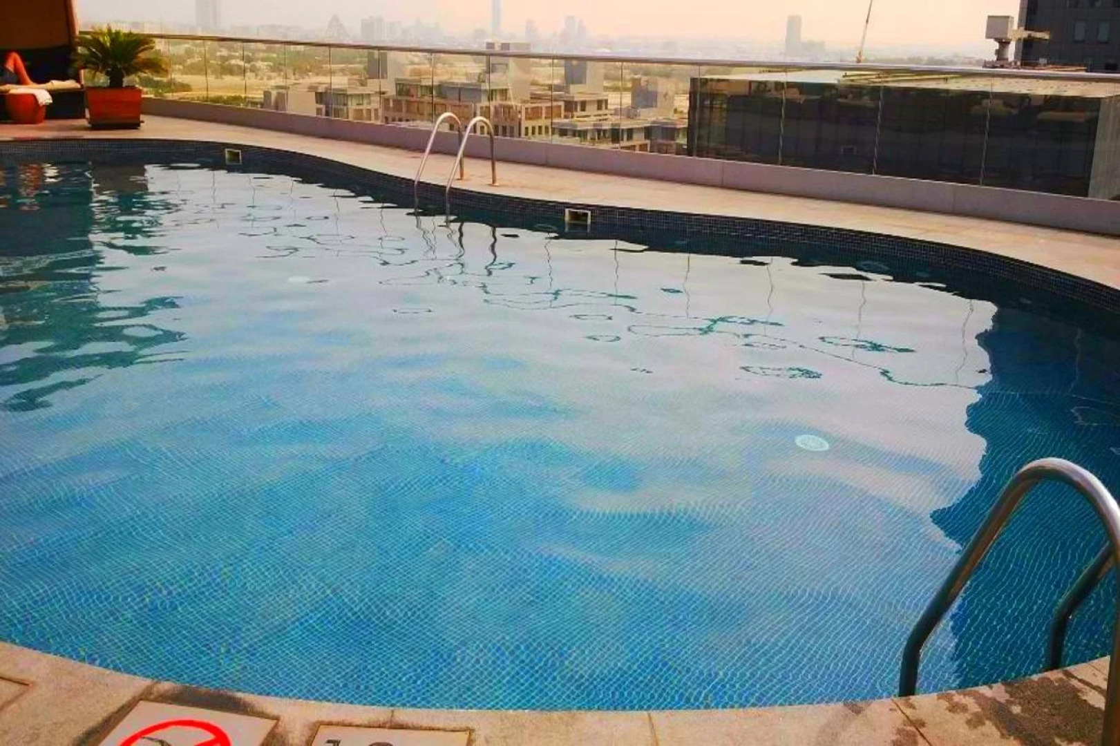 Отель The Ritz-Carlton, Dubai International Financial Centre