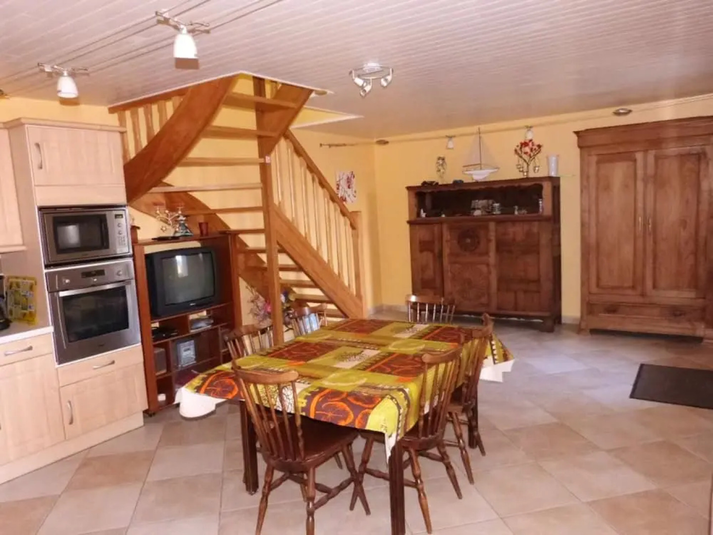 House With 3 Bedrooms in Plozévet, With Wonderful sea View, Furnished Garden and Wifi