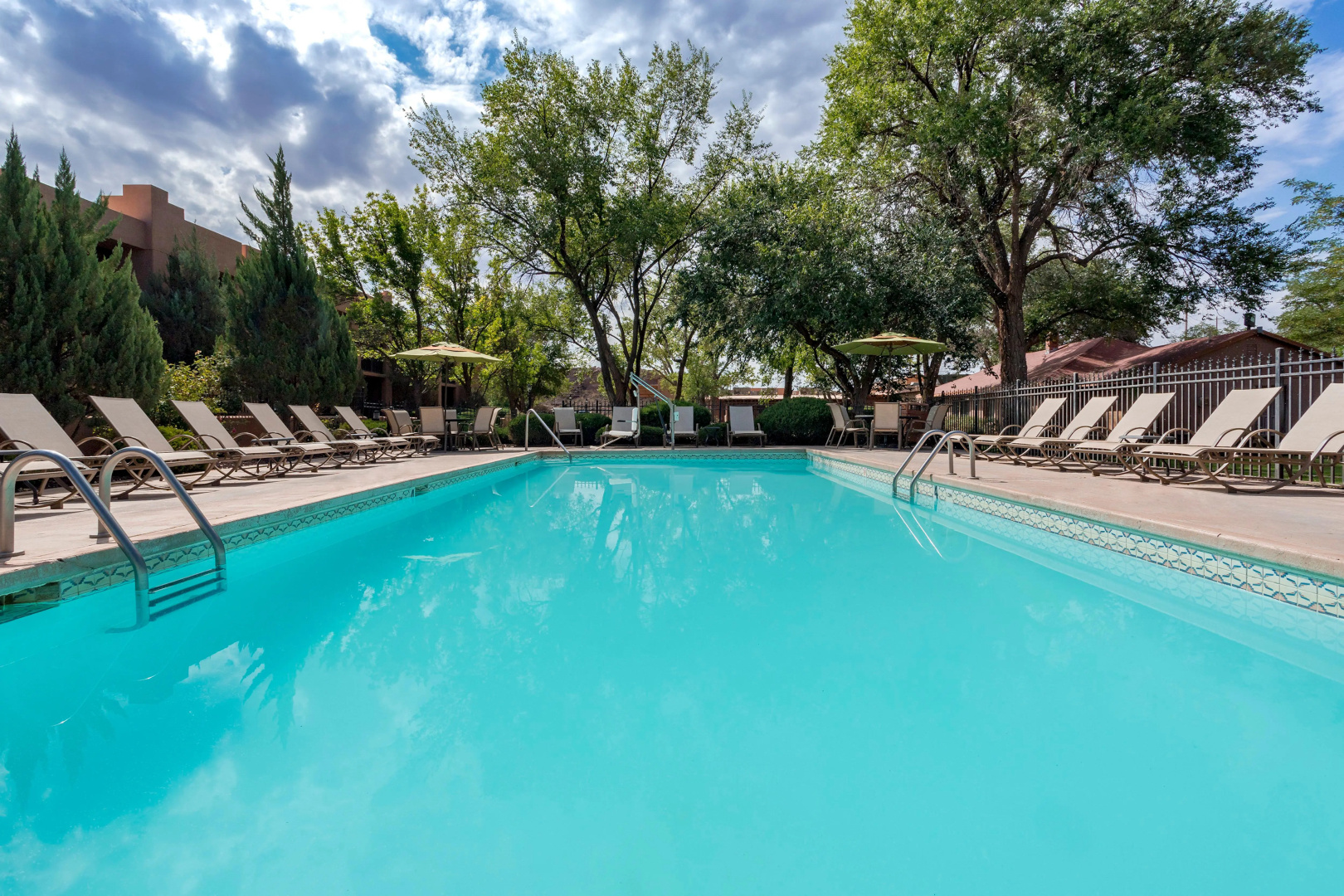 Holiday Inn Canyon De Chelly by IHG