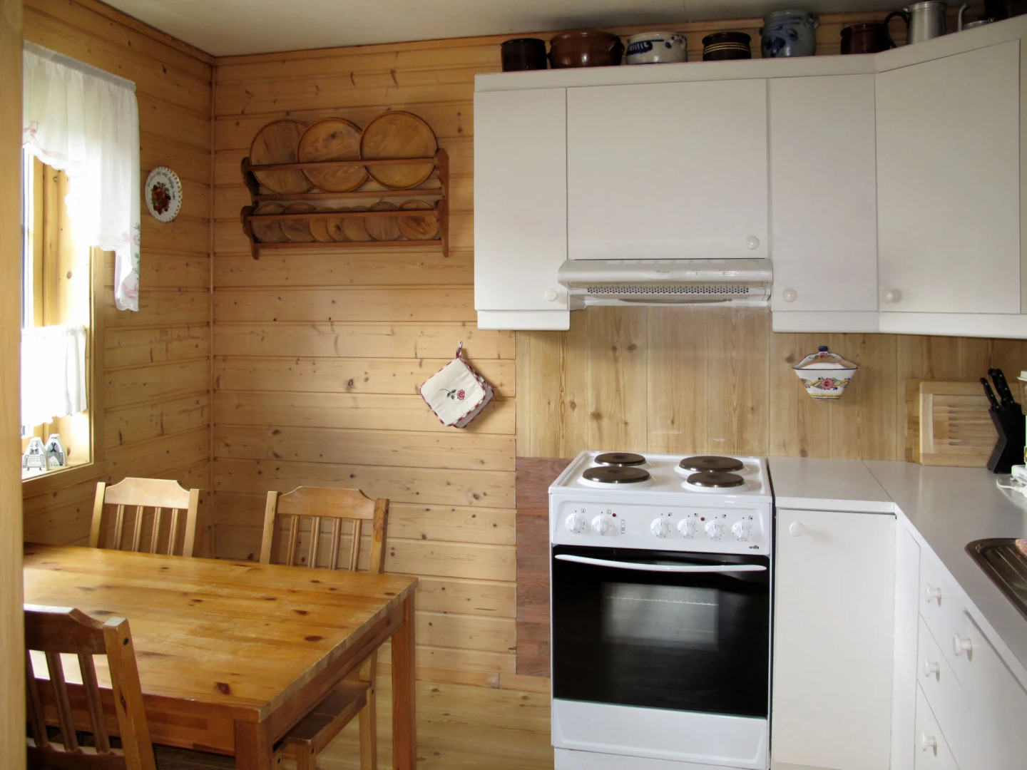 Holiday Home Pærehagen (FJS297)