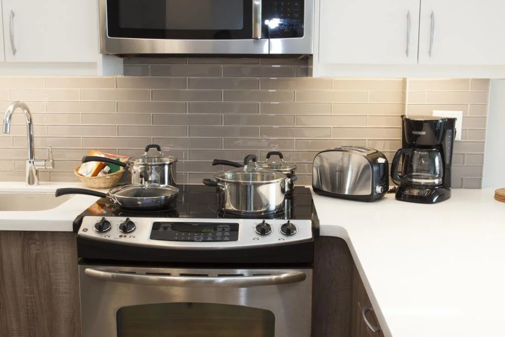 Glen Grove Residences - Maple Leaf