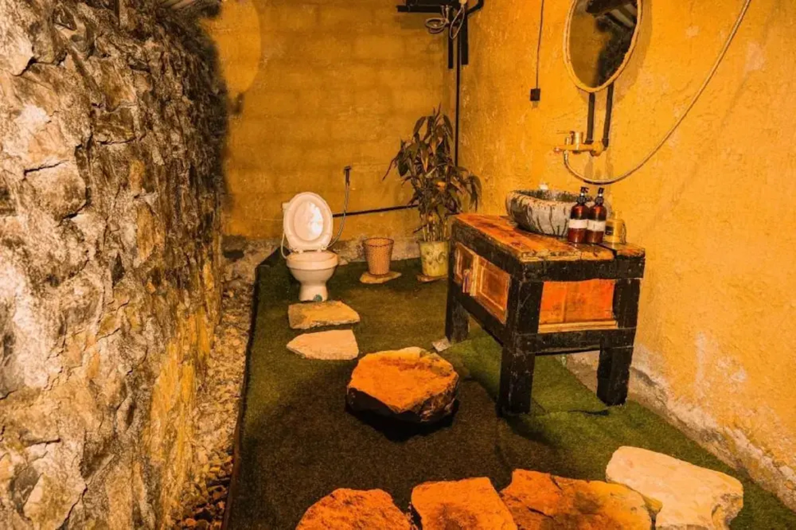 Long Co Tran Homestay