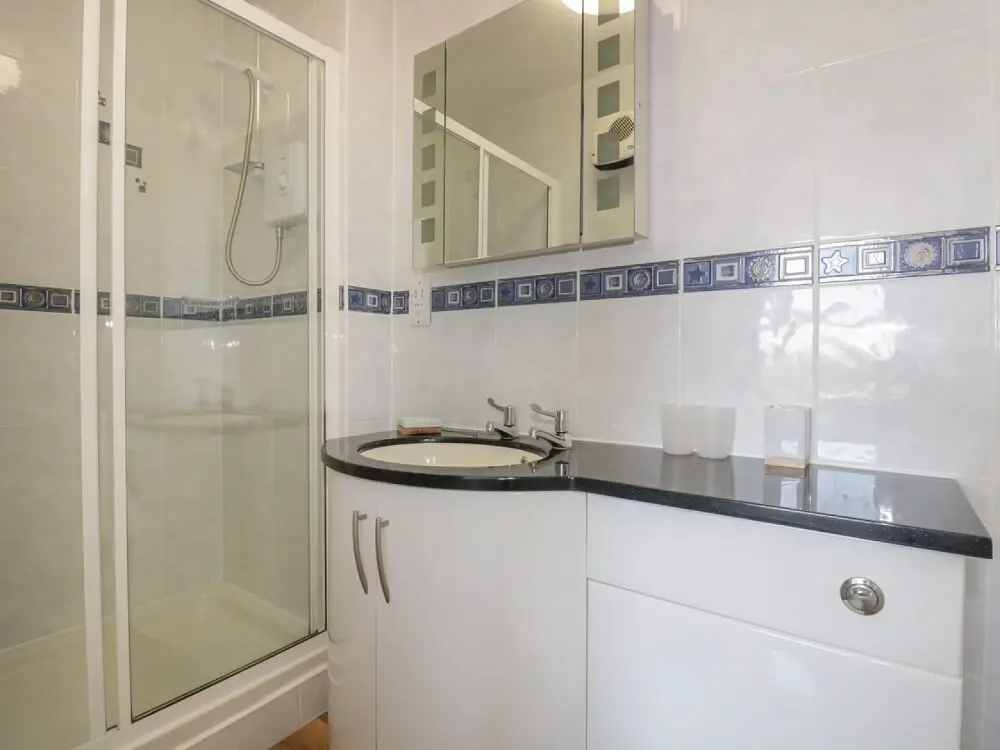Yellow Sands Apartment 4