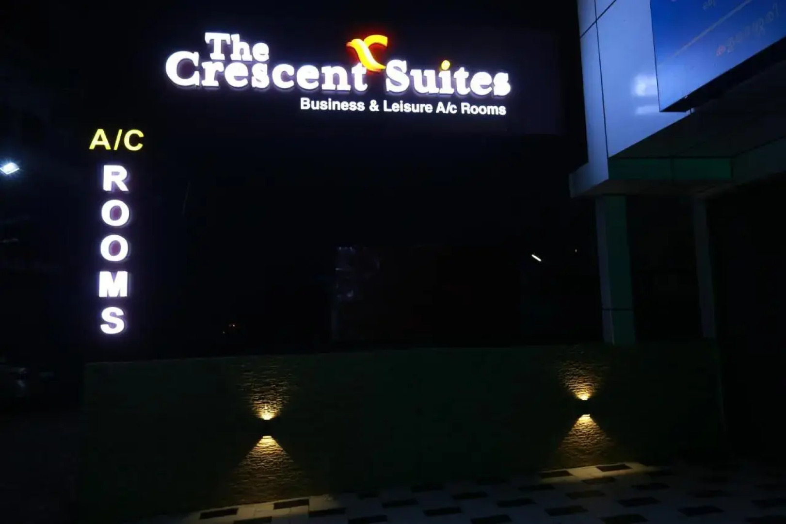 The Crescent Suites