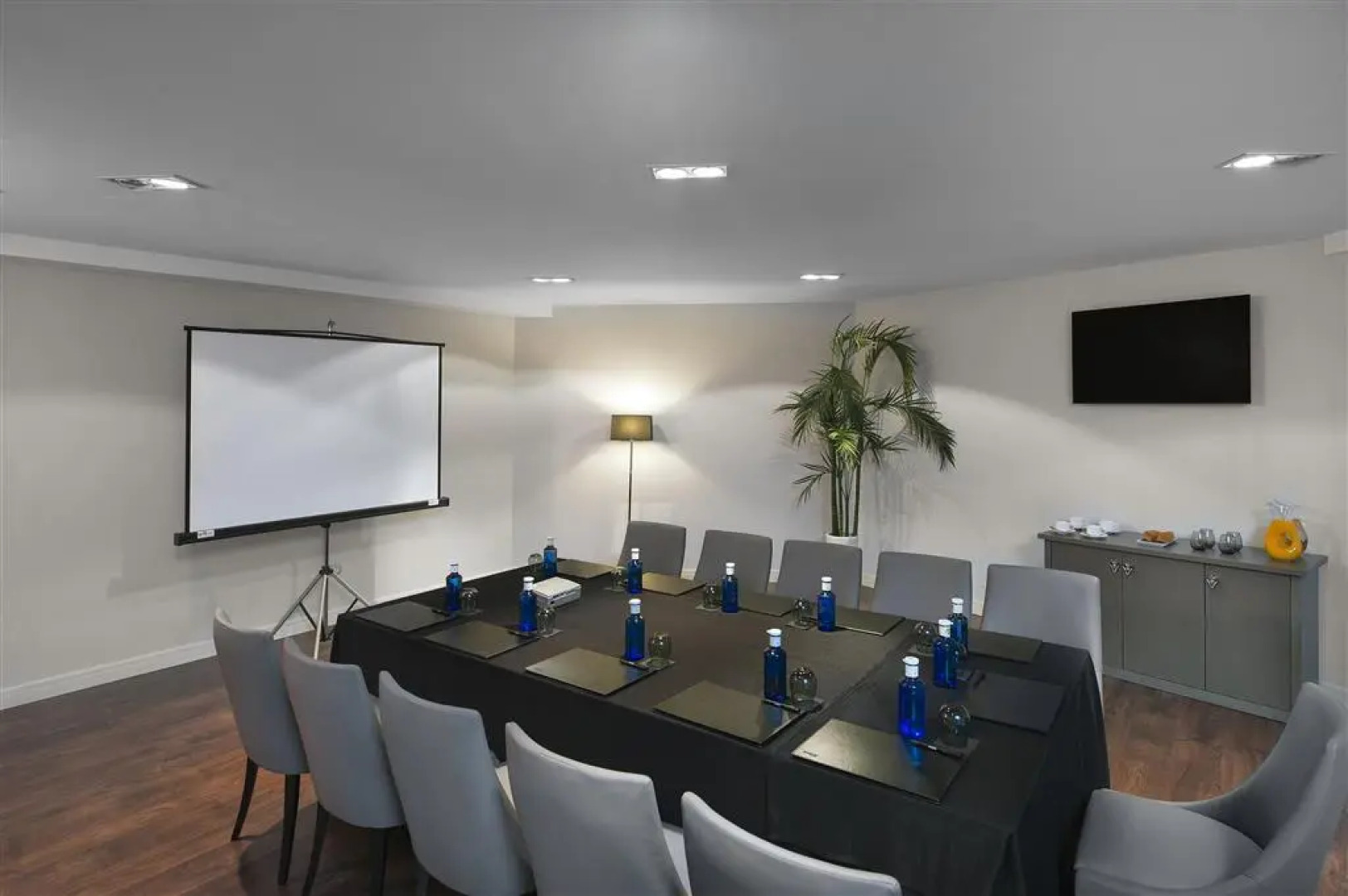 Отель Sardinero Madrid