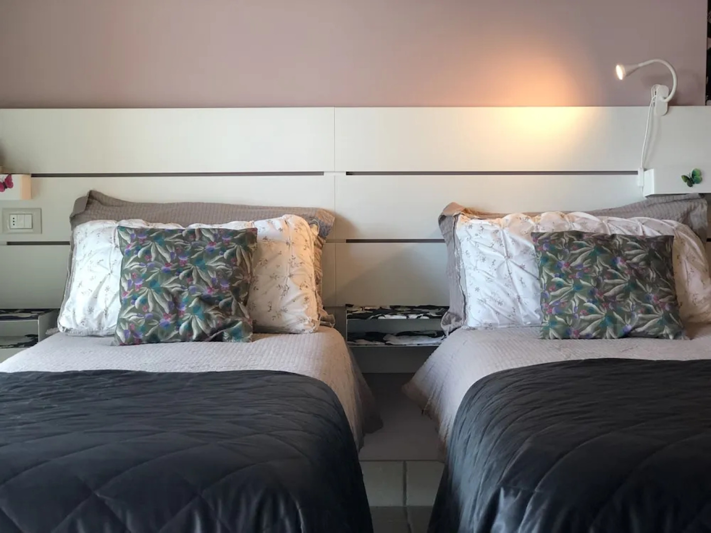 Room in Studio - Studio Apartment With Kitchen in one Room