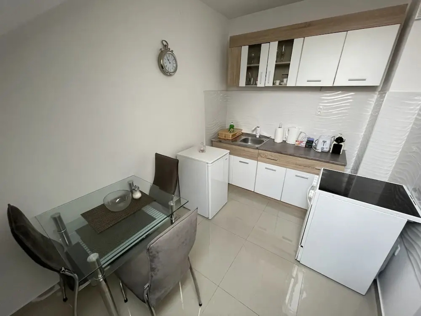 King Peter Apartments