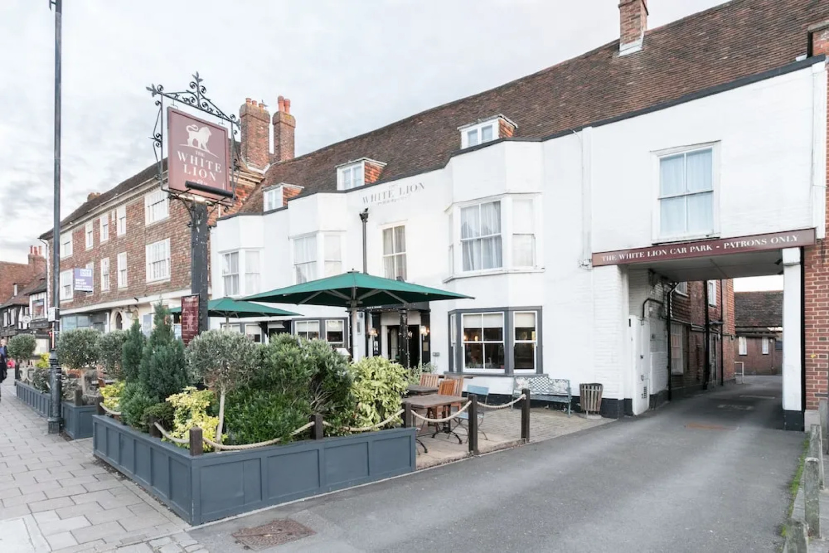 White Lion Tenterden