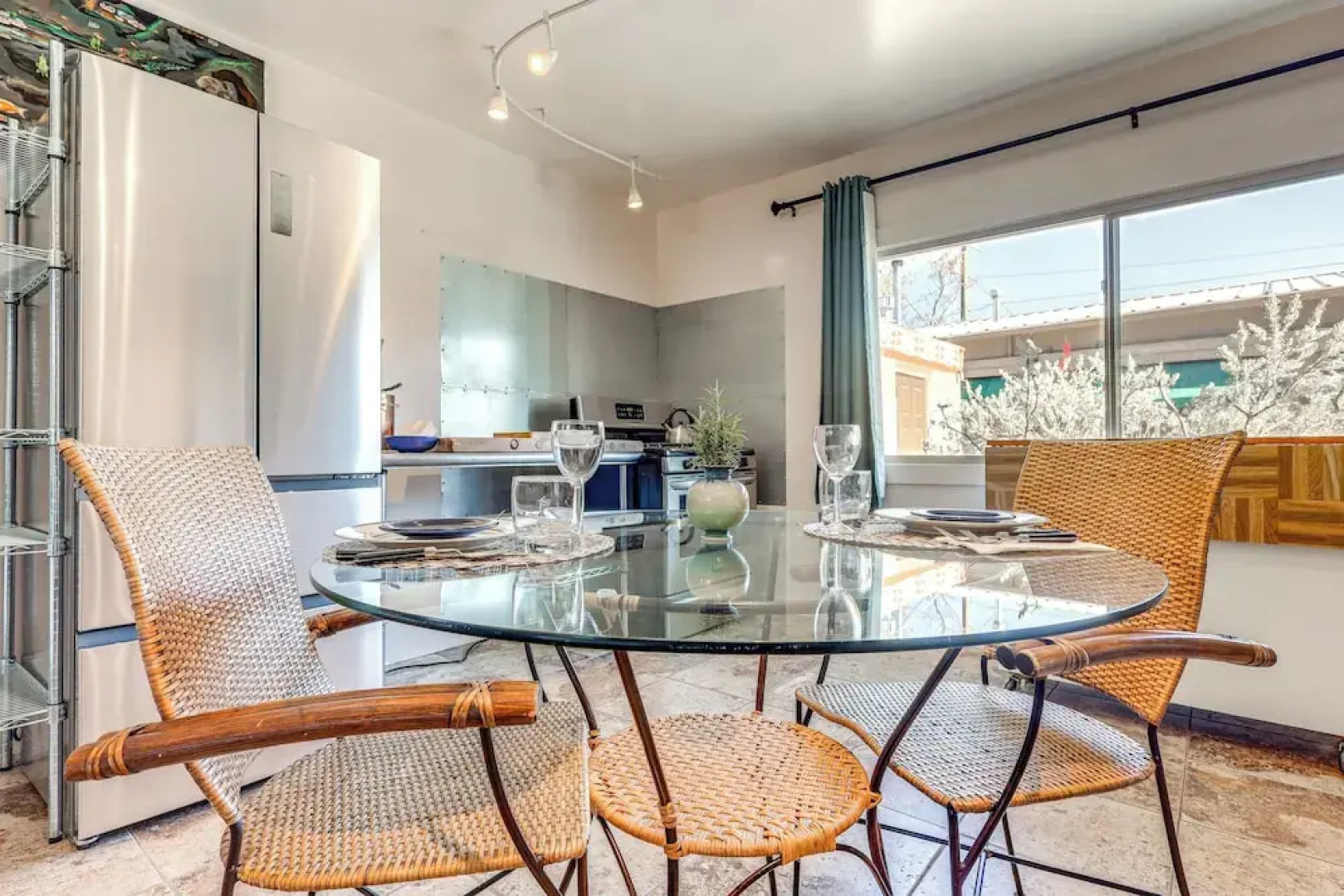 Artsy Studio w/ Patio: 25 Mi to Santa Fe