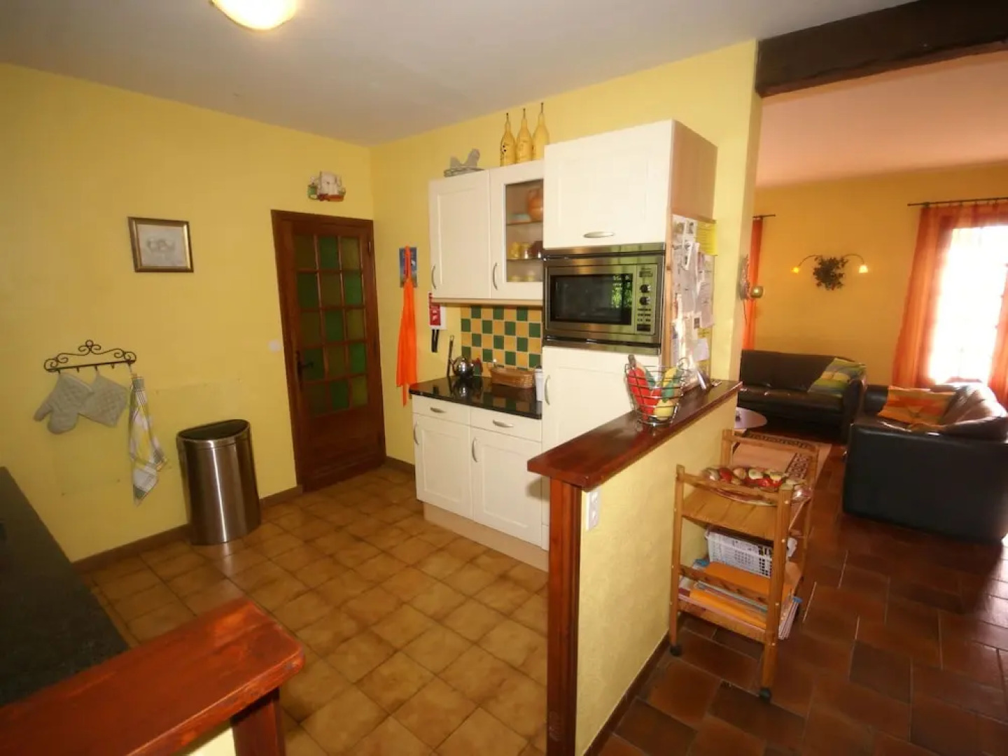 Holiday Home With Private Swimming Pool and View of the Hills, in Trémolat