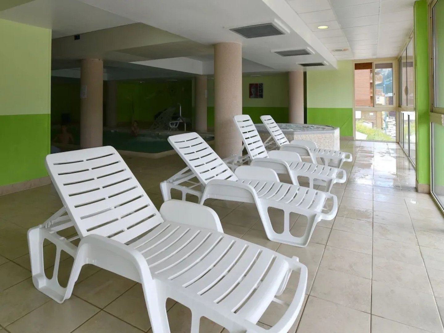 Family Apartment With Balcony 200 m. From the City Center