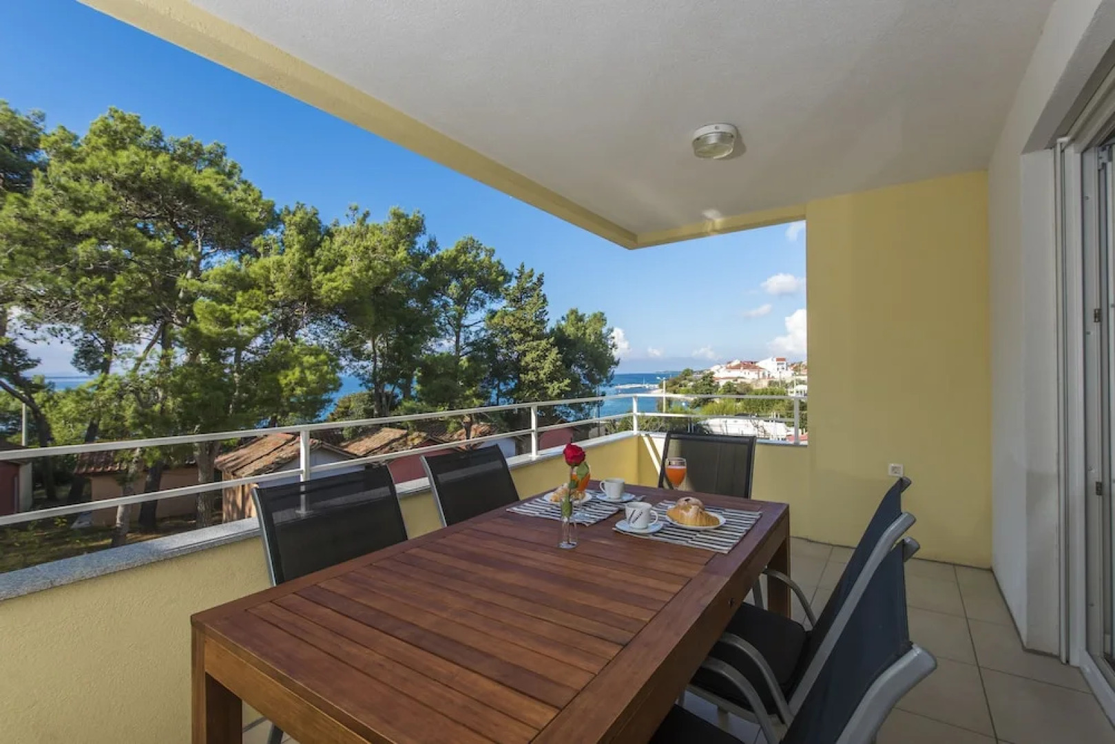 Apartments Ema Zadar