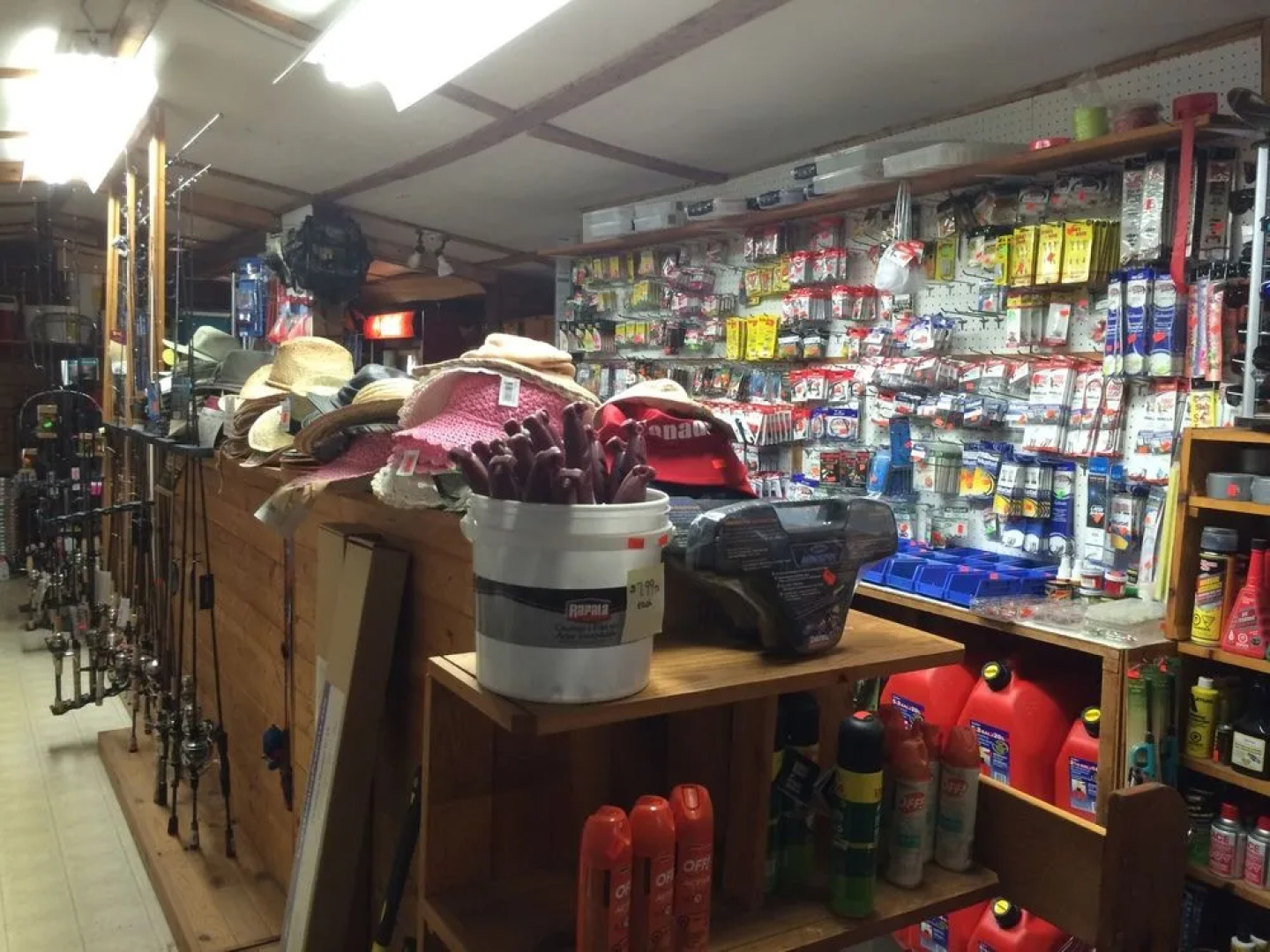 Tunnel Lake Trading Post & Motel