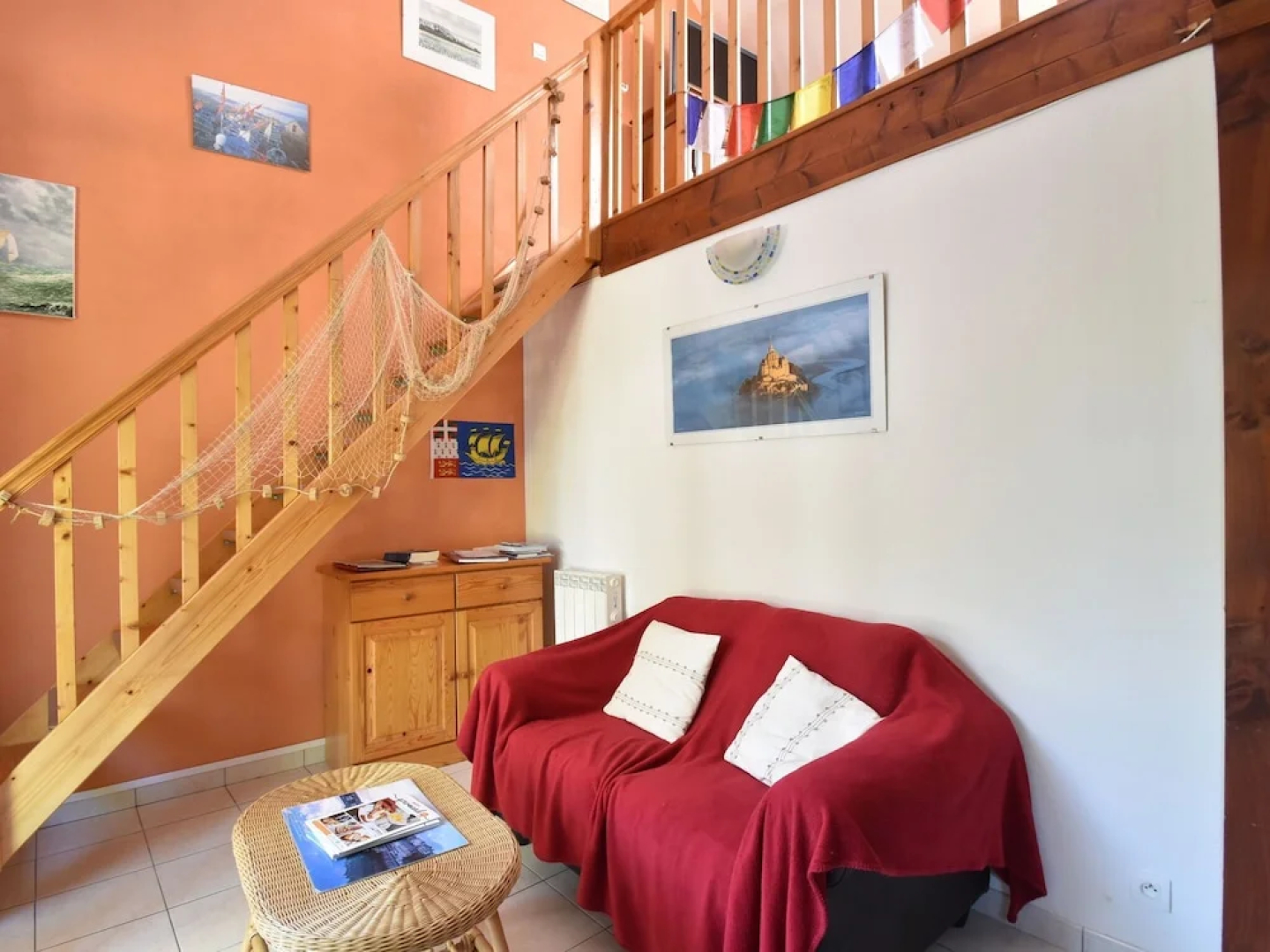 Cosy Holiday Home With Sheltered Terrace and Barbecue, Close to the Beach