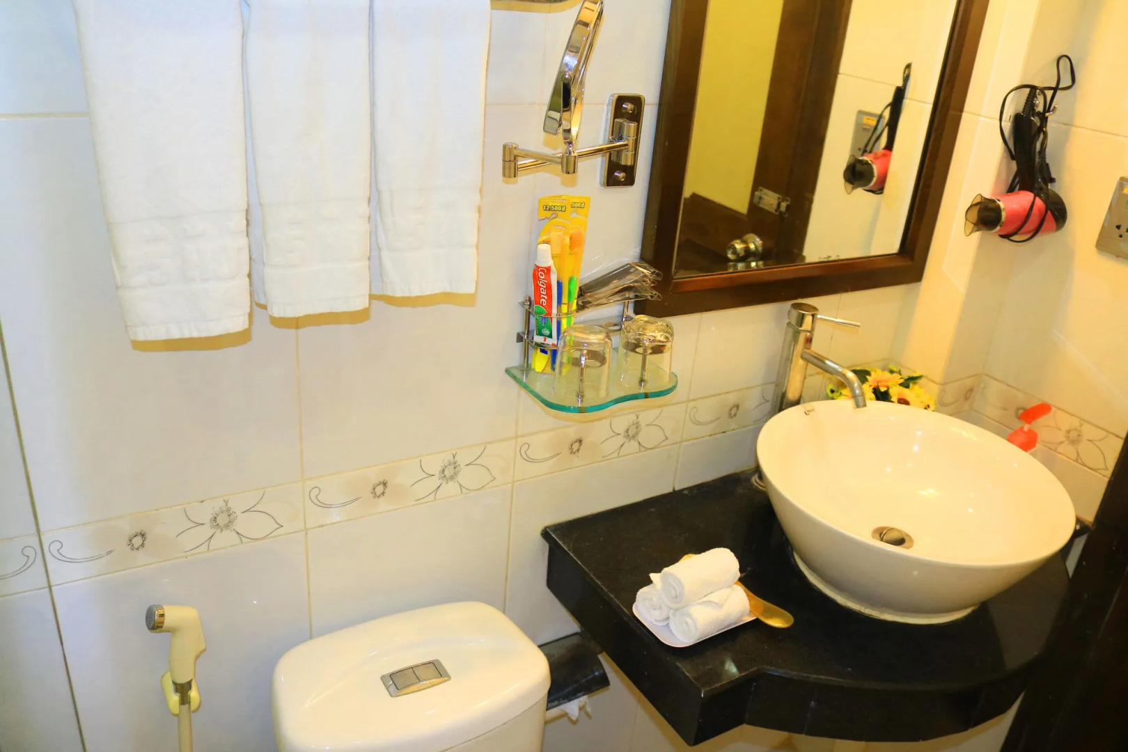 A25 Hotel - 28 Tran Quy Cap