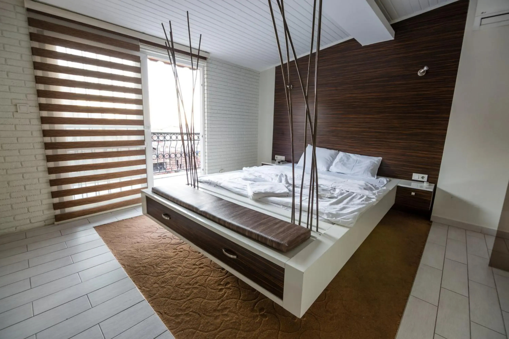 Element Suites