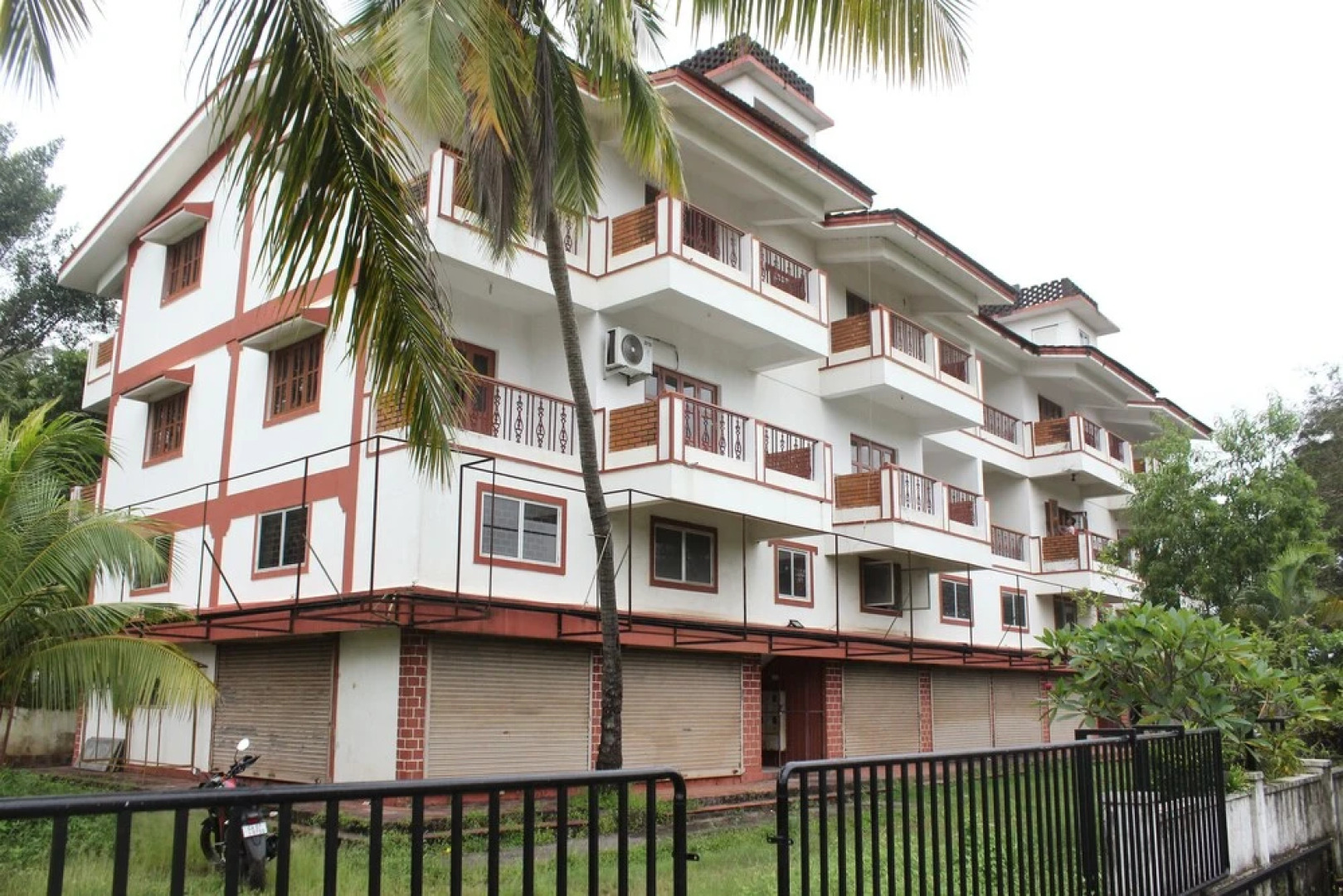 OYO 10917 Home Breezy 2BHK Near Calangute