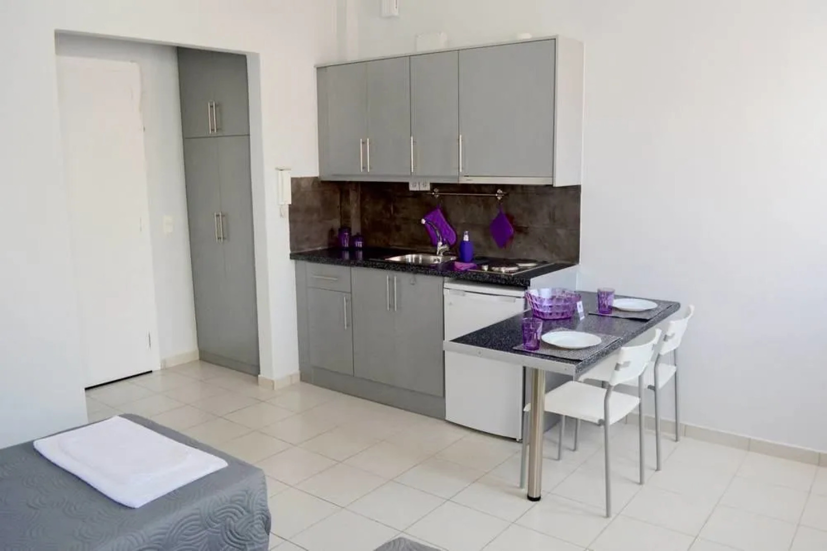 NJ Apartments - Deluxe Edition