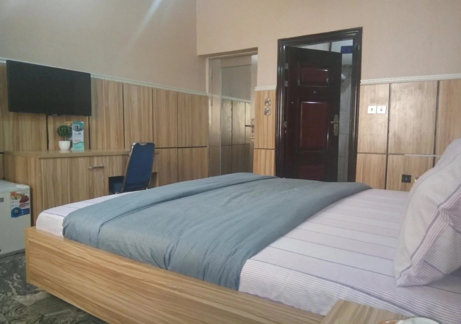 Maidugu Guest Palace Hotel